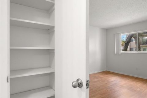 Condo in Tampa, Florida, 1 bedroom  № 1847169 - photo 15