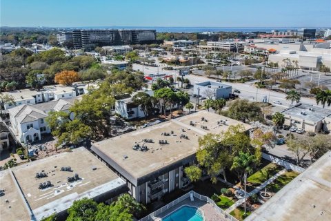 Condo in Tampa, Florida, 1 bedroom  № 1847169 - photo 23