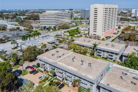Condo in Tampa, Florida, 1 bedroom  № 1847169 - photo 26