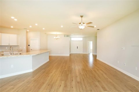 Casa en alquiler en Auburndale, Florida, 5 dormitorios, 245.26 m2 № 1899489 - foto 13