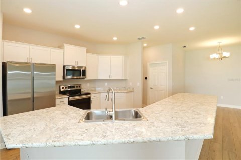 Casa en alquiler en Auburndale, Florida, 5 dormitorios, 245.26 m2 № 1899489 - foto 8
