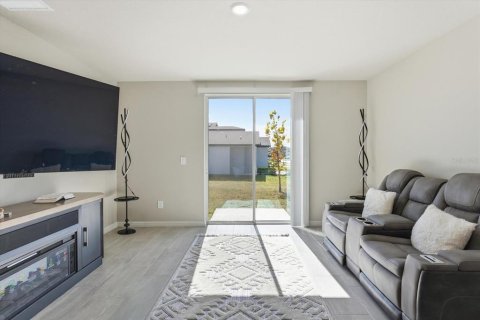 Casa en venta en Plant City, Florida, 4 dormitorios, 149.11 m2 № 2217733 - foto 8