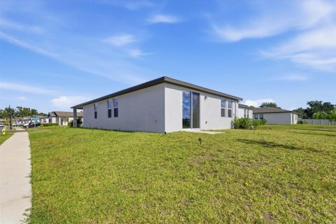 Casa en venta en Plant City, Florida, 4 dormitorios, 149.11 m2 № 2217733 - foto 28