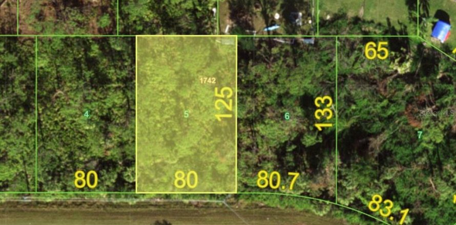 Land in Port Charlotte, Florida № 2162788