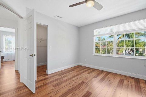 Villa ou maison à vendre à Hollywood, Floride: 3 chambres, 200.95 m2 № 2030472 - photo 30