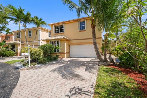 Villa ou maison à Hollywood, Floride 3 chambres, 200.95 m2 № 2030472