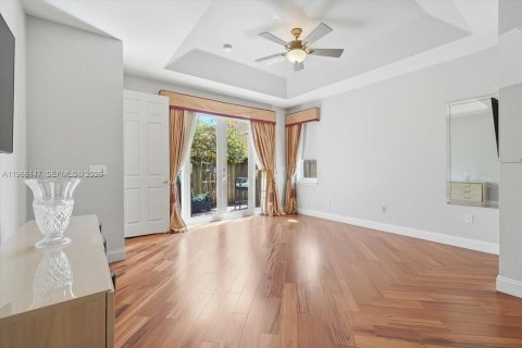 Villa ou maison à vendre à Hollywood, Floride: 3 chambres, 200.95 m2 № 2030472 - photo 19