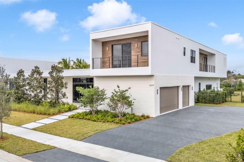 Casa en alquiler en Weston, Florida, 5 dormitorios, 491.73 m2 № 1997929 - foto 5