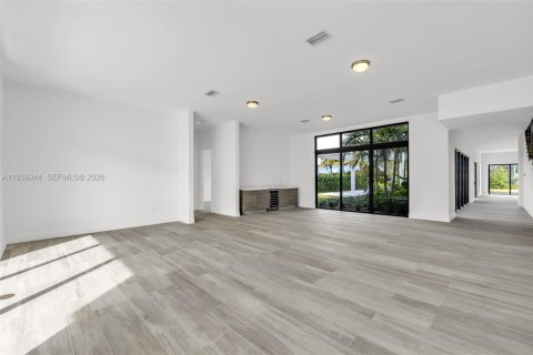 Casa en alquiler en Weston, Florida, 5 dormitorios, 491.73 m2 № 1997929 - foto 13