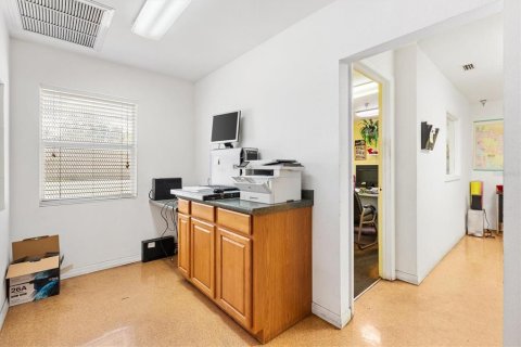Снять в аренду коммерческую недвижимость в Лисбург, Флорида 3867.99м2, № 1675751 - фото 19