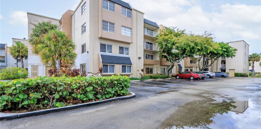 Condo à Miami, Floride, 2 chambres  № 2390028