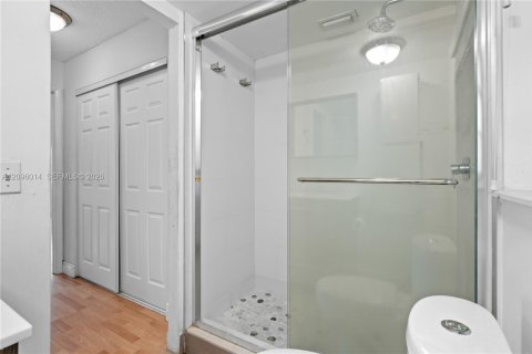 Copropriété à louer à Miami, Floride: 2 chambres, 99.87 m2 № 2390028 - photo 27