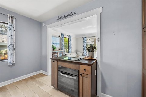 House in Gulfport, Florida 2 bedrooms, 80.55 sq.m. № 1657790 - photo 13