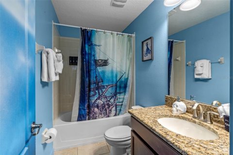 Casa en venta en Davenport, Florida, 9 dormitorios, 363.15 m2 № 1886479 - foto 22