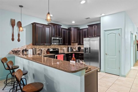 Casa en venta en Davenport, Florida, 9 dormitorios, 363.15 m2 № 1886479 - foto 6