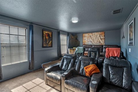 Casa en venta en Davenport, Florida, 9 dormitorios, 363.15 m2 № 1886479 - foto 16