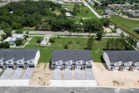 Townhouse in Davenport, Florida 3 bedrooms, 143.16 sq.m. № 1870590 - photo 21