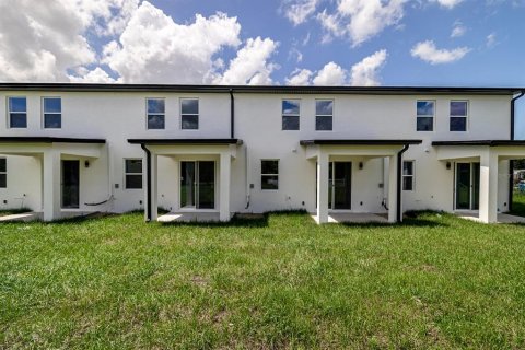 Townhouse in Davenport, Florida 3 bedrooms, 143.16 sq.m. № 1870590 - photo 19