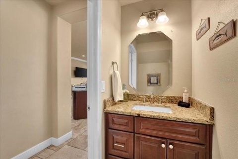 Townhouse in Merrit Island, Florida 3 bedrooms, 137.77 sq.m. № 1528455 - photo 22
