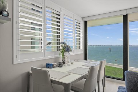 Condo in Sarasota, Florida, 2 bedrooms  № 1538412 - photo 17