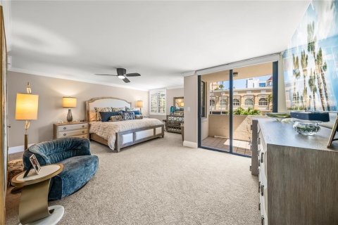 Condo in Sarasota, Florida, 2 bedrooms  № 1538412 - photo 21