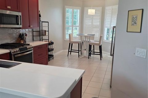 Villa ou maison à louer à Sarasota, Floride: 2 chambres, 160.72 m2 № 2408577 - photo 8