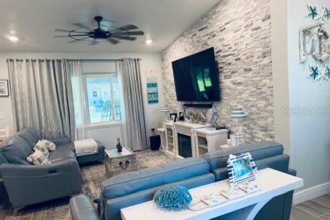 Villa ou maison à louer à Daytona Beach, Floride: 3 chambres, 147.53 m2 № 2388783 - photo 5