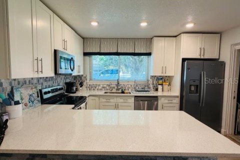Villa ou maison à louer à Daytona Beach, Floride: 3 chambres, 147.53 m2 № 2388783 - photo 7