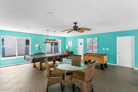 Condo in Wilton Manors, Florida, 2 bedrooms № 2254594 - photo 16