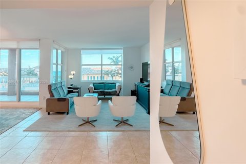 Condominio en venta en Fort Lauderdale, Florida, 2 dormitorios, 149.02 m2 № 2052503 - foto 4