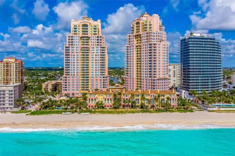 Condominio en venta en Fort Lauderdale, Florida, 2 dormitorios, 149.02 m2 № 2052503 - foto 2