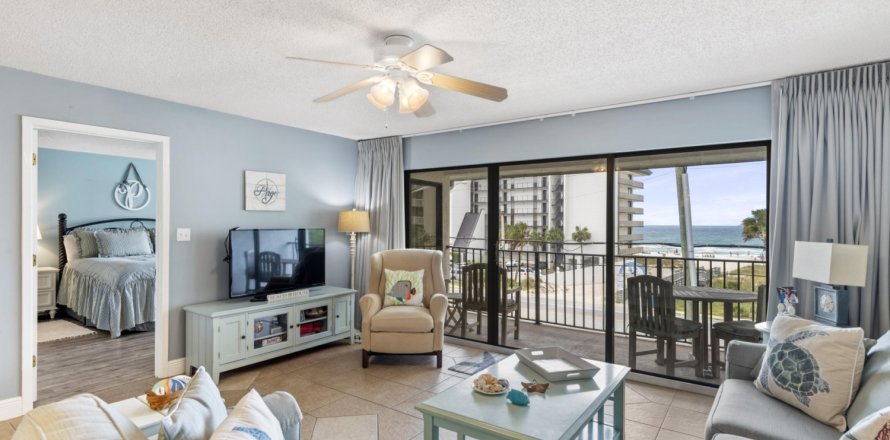 Condo in Panama City Beach, Florida, 3 bedrooms № 589883