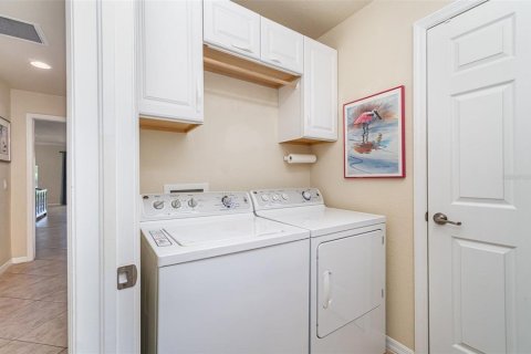 Townhouse in Fort Myers, Florida 3 bedrooms, 162.76 sq.m. № 1800050 - photo 22