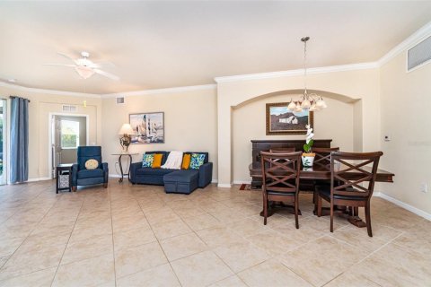 Townhouse in Fort Myers, Florida 3 bedrooms, 162.76 sq.m. № 1800050 - photo 4