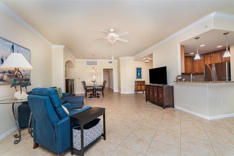 Townhouse in Fort Myers, Florida 3 bedrooms, 162.76 sq.m. № 1800050 - photo 9