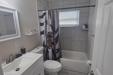 Villa ou maison à vendre à Titusville, Floride: 3 chambres, 108.23 m2 № 2403108 - photo 19