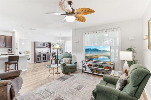 Casa en venta en Tavares, Florida, 3 dormitorios, 155.33 m2 № 1855676 - foto 4