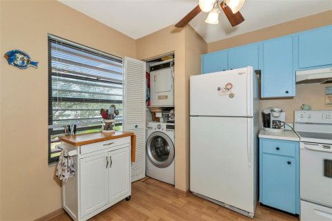 Condo in Bradenton, Florida, 2 bedrooms  № 1523796 - photo 6