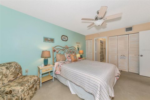 Condo in Bradenton, Florida, 2 bedrooms  № 1523796 - photo 21