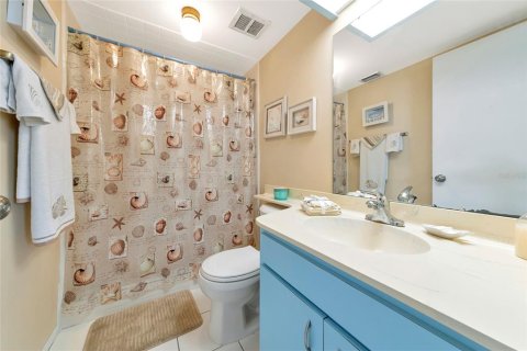 Condo in Bradenton, Florida, 2 bedrooms  № 1523796 - photo 30