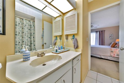 Condo in Bradenton, Florida, 2 bedrooms  № 1523796 - photo 25