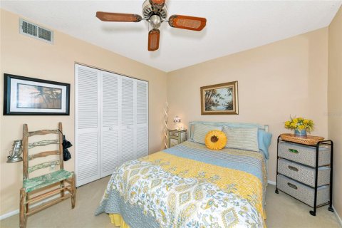 Condo in Bradenton, Florida, 2 bedrooms  № 1523796 - photo 27