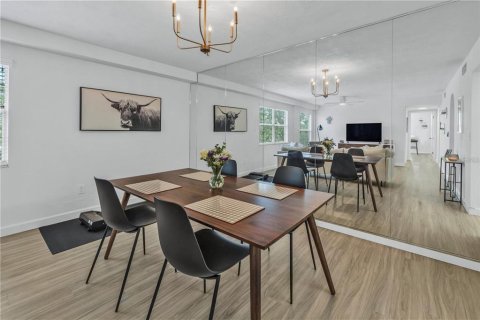 Снять в аренду кондоминиум в Сент-Питерсберг, Флорида 4 комнаты, 104.05м2, № 1866207 - фото 7