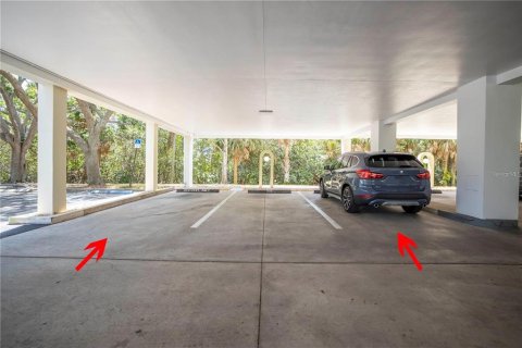 Снять в аренду кондоминиум в Сент-Питерсберг, Флорида 4 комнаты, 104.05м2, № 1866207 - фото 18