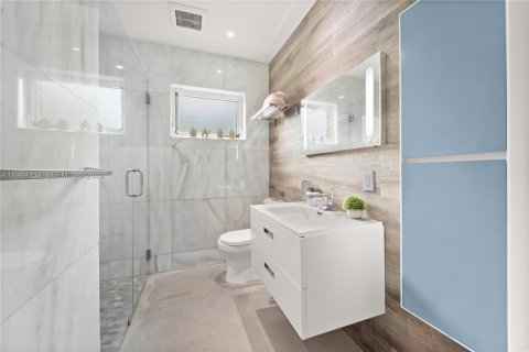 Villa ou maison à vendre à Coral Gables, Floride: 3 chambres, 188.03 m2 № 2031226 - photo 13