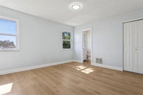 Copropriété à vendre à Tampa, Floride: 3 chambres, 115.01 m2 № 2107023 - photo 18
