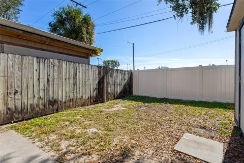 Copropriété à vendre à Tampa, Floride: 3 chambres, 115.01 m2 № 2107023 - photo 22