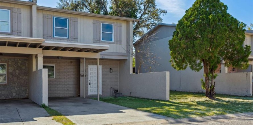 Condo à Tampa, Floride, 3 chambres  № 2107023