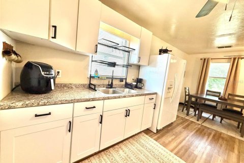 House in Ocala, Florida 3 bedrooms, 101.82 sq.m. № 1906569 - photo 21