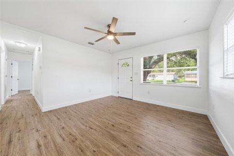 Casa en alquiler en Leesburg, Florida, 3 dormitorios, 80.27 m2 № 2155692 - foto 5